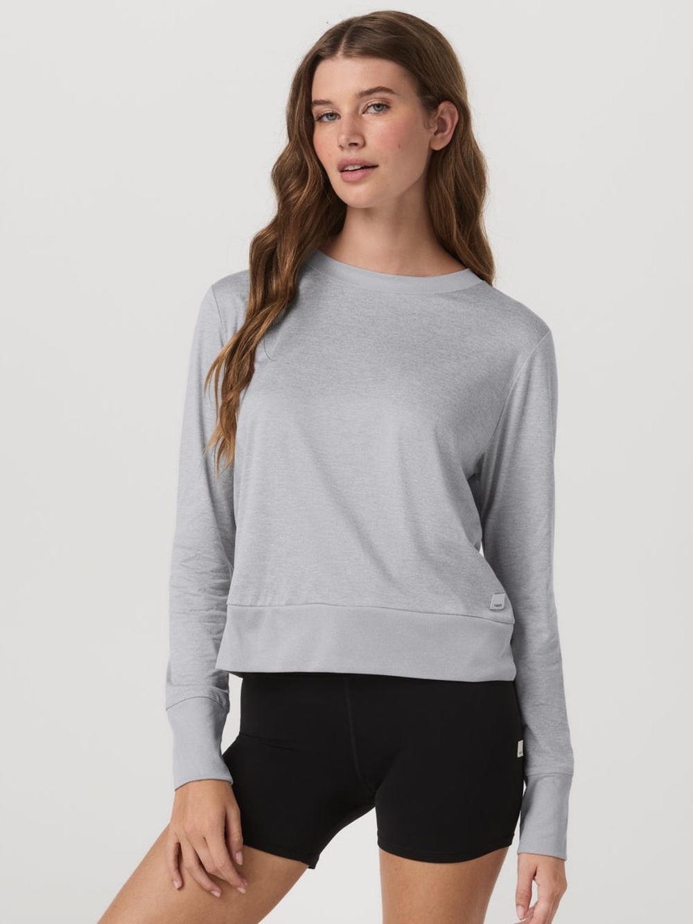 Vuori  Tee Top Womens L Daydream Crew Long Sleeve Performance Lightweight Gray